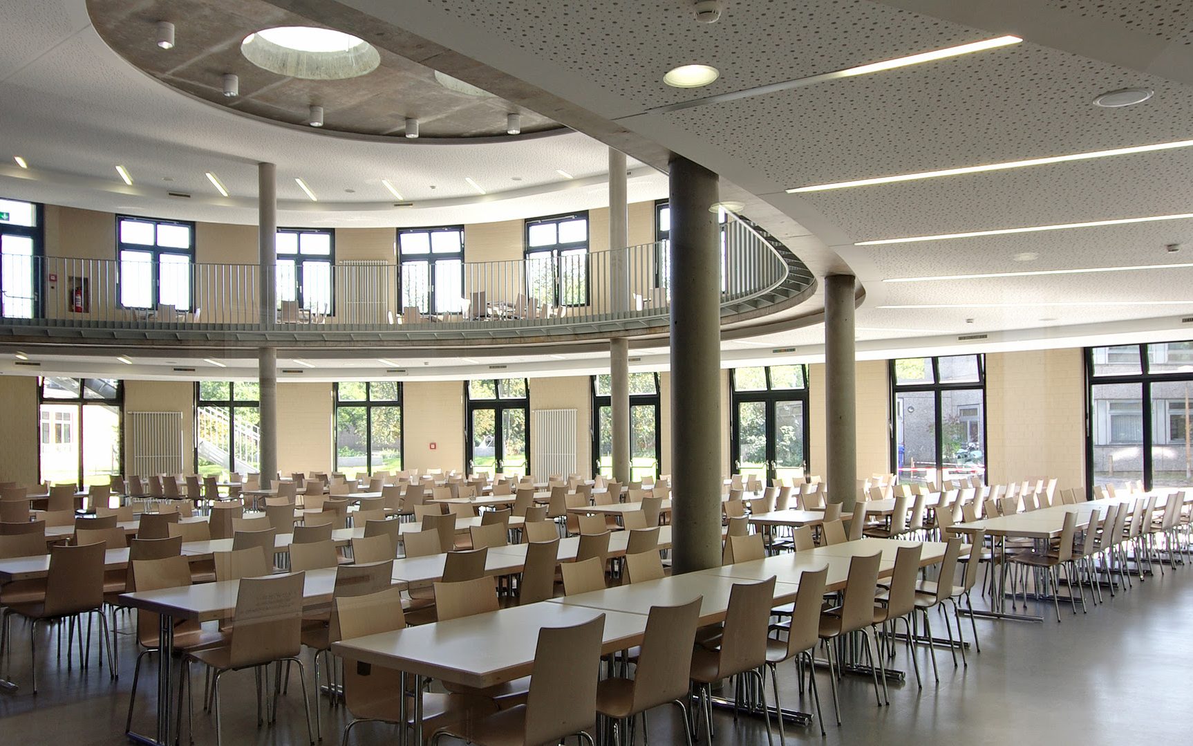 SCHULZENTRUM Mensa und Dreifeldhalle, Weberstraße (1)