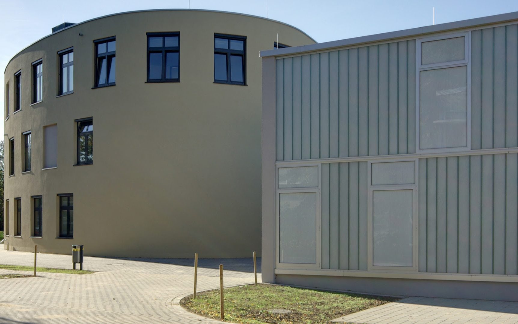 SCHULZENTRUM Mensa und Dreifeldhalle, Weberstraße (5)